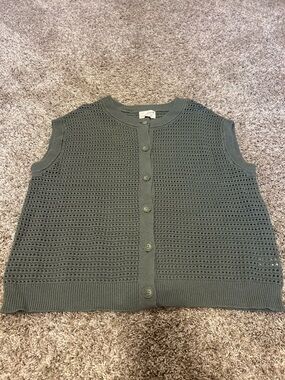 Universal Thread Sweater Vest.